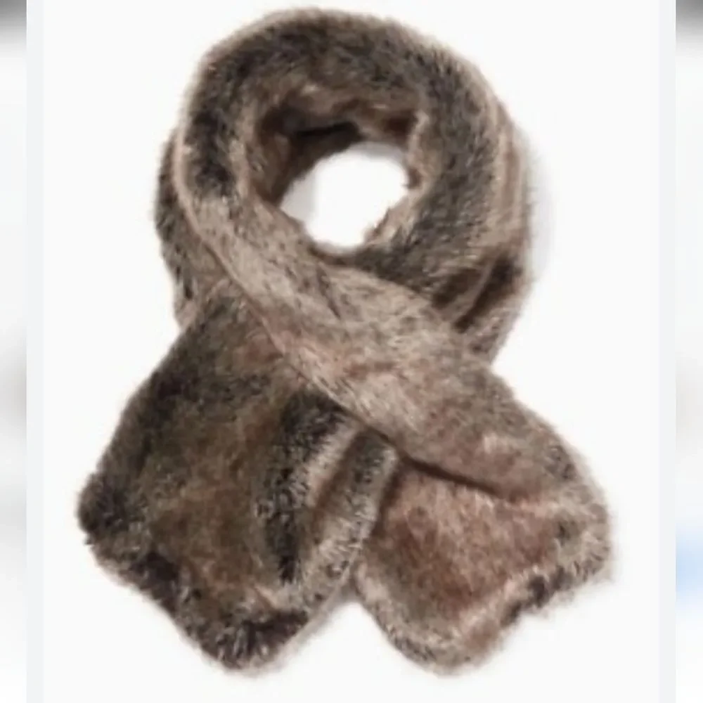 Stella & Dot Faux Fur Brown Reversible Scarf Wrap, EUC